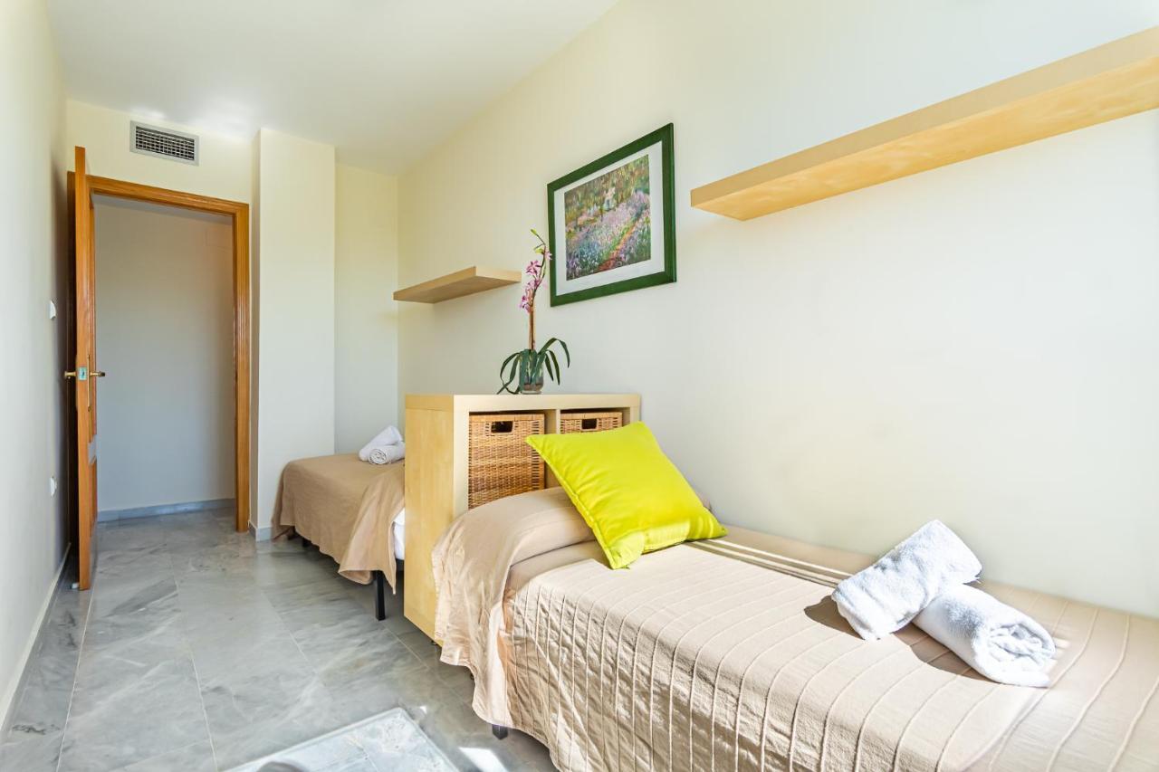 Sun & Sand Beach Apartment Marbella Exterior photo