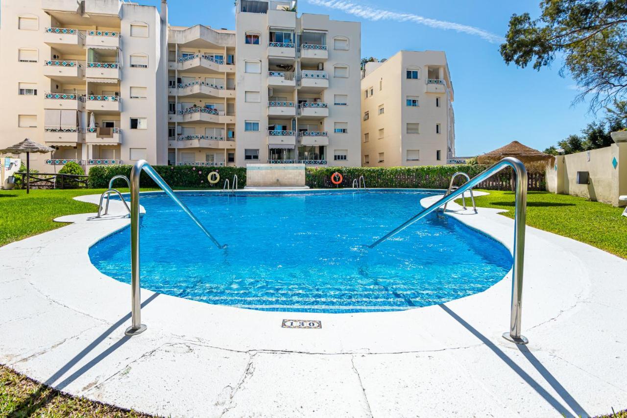 Sun & Sand Beach Apartment Marbella Exterior photo